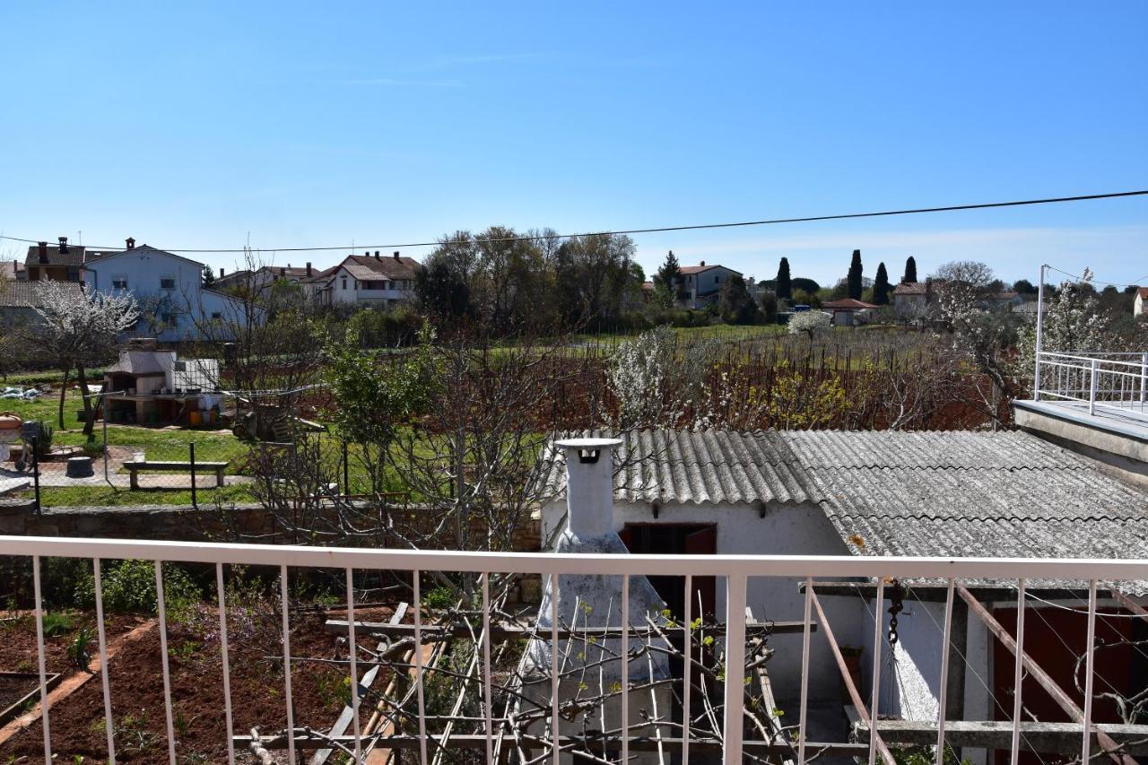 Apartman Miki Fažana Exterior foto